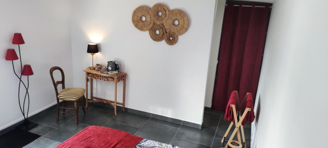 Les Coulirooms Sainte-Anne  Zewnętrze zdjęcie